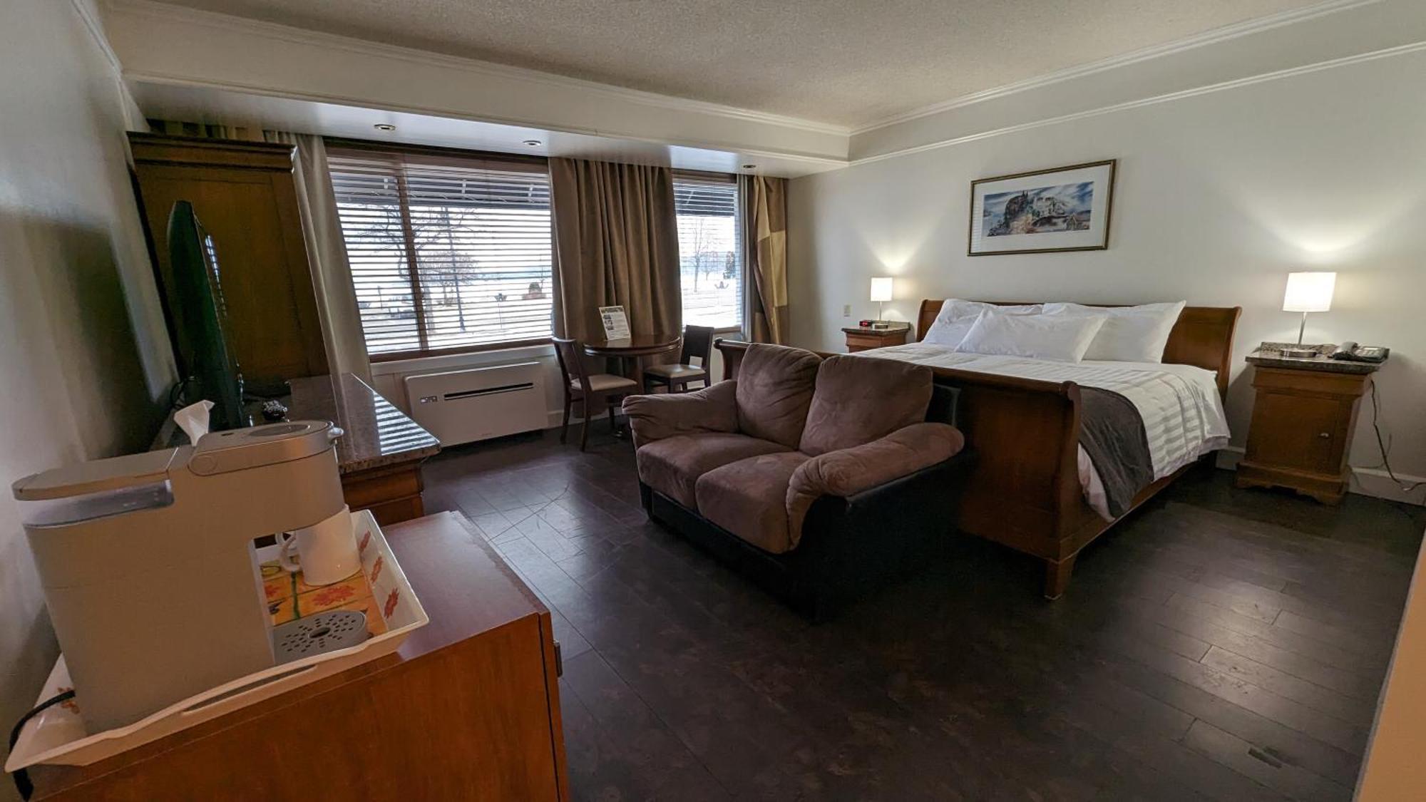 Inn Des 21 La Baie