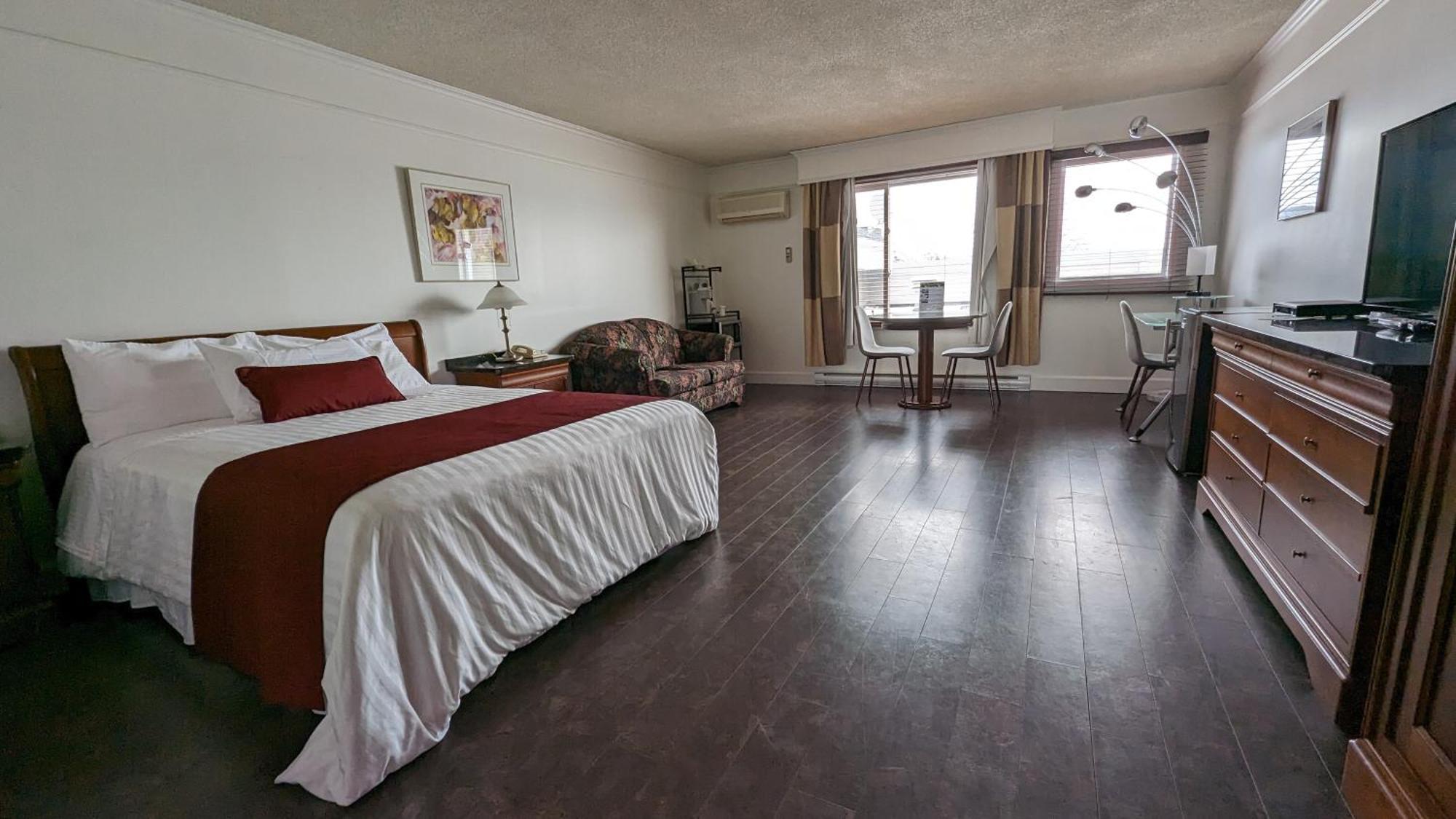 Inn Des 21 La Baie